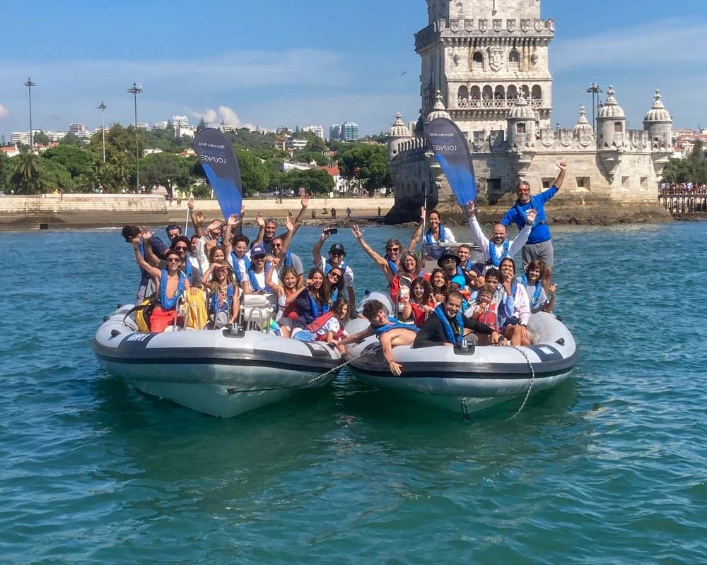 catamaran monuments tour